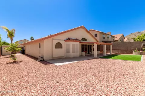 Exterior - 2904 E Ludlow Dr, Phoenix, AZ 85032 photo 2 of 4