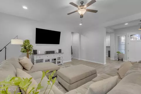 Entry Way - 9942 E Rotation Dr, Mesa, AZ 85212 photo 3 of 11