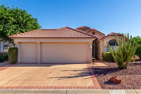 11633 W Orange Ct, Surprise, AZ 85378