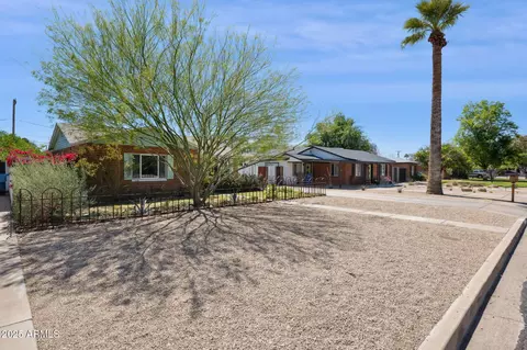 2921 E Cheery Lynn Rd, Phoenix, AZ 85016 photo 3