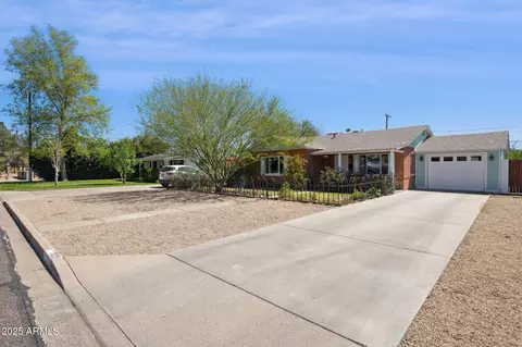2921 E Cheery Lynn Rd, Phoenix, AZ 85016 photo 5