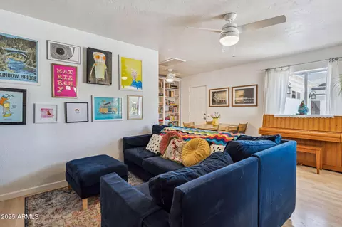 2921 E Cheery Lynn Rd, Phoenix, AZ 85016 photo 8