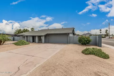 11207 N 32nd St, Phoenix, AZ 85028 photo 2
