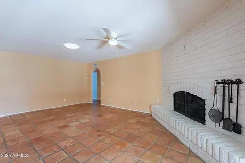 Living - 2317 E Desert Cove Ave, Phoenix, AZ 85028 photo 9 of 11