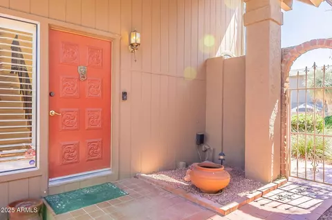 Exterior - 2317 E Desert Cove Ave, Phoenix, AZ 85028 photo 6 of 17