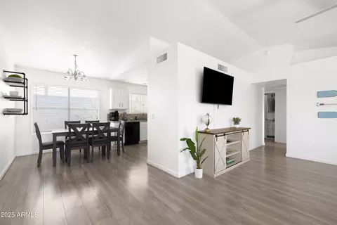 1102 E Wahalla Ln, Phoenix, AZ 85024 photo 6