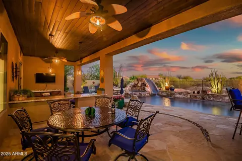 40201 N Hickok Trl, Anthem, AZ 85086