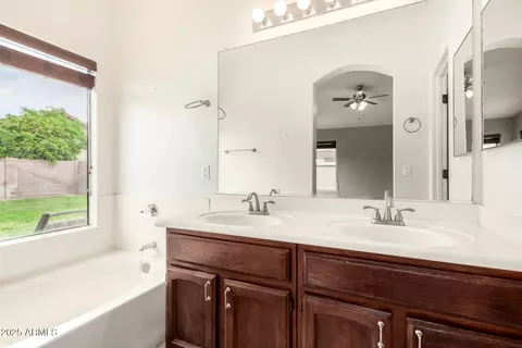 498 W Encinas St, Gilbert, AZ 85233 photo 22