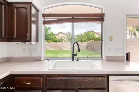 498 W Encinas St, Gilbert, AZ 85233 photo 16