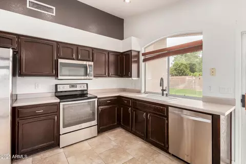 498 W Encinas St, Gilbert, AZ 85233 photo 15