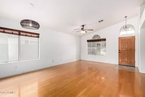 498 W Encinas St, Gilbert, AZ 85233 photo 8