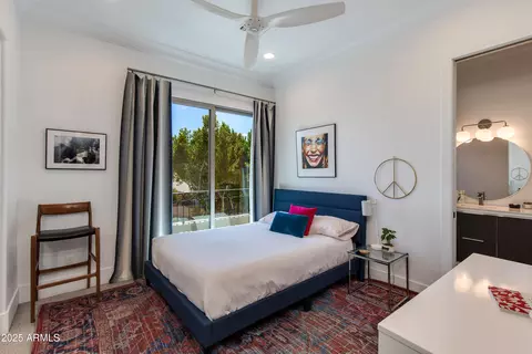 3042 E Squaw Peak Cir, Phoenix, AZ 85016 photo 30