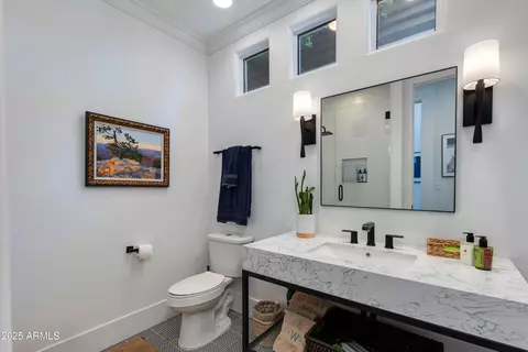 3042 E Squaw Peak Cir, Phoenix, AZ 85016 photo 19