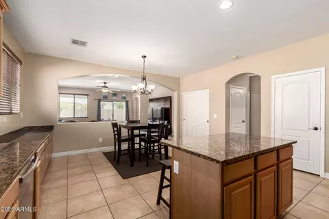 2327 E Mine Creek Rd, Phoenix, AZ 85024 photo 17