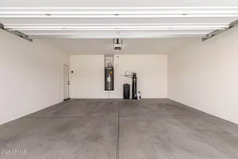 2327 E Mine Creek Rd, Phoenix, AZ 85024 photo 32