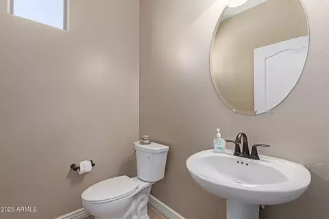 2327 E Mine Creek Rd, Phoenix, AZ 85024 photo 18