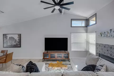1401 E Paradise Ln, Phoenix, AZ 85022 photo 15