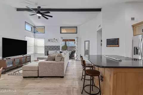 1401 E Paradise Ln, Phoenix, AZ 85022 photo 8