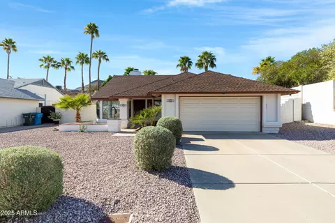 1401 E Paradise Ln, Phoenix, AZ 85022 photo 2