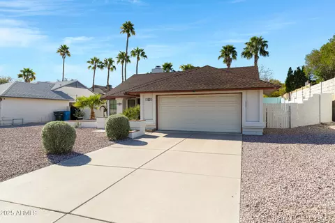 1401 E Paradise Ln, Phoenix, AZ 85022 photo 3