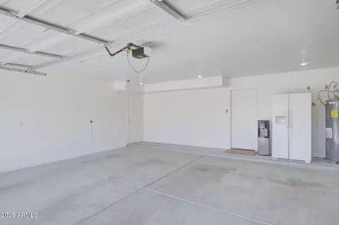 2806 E Pontiac Dr, Phoenix, AZ 85050 photo 24