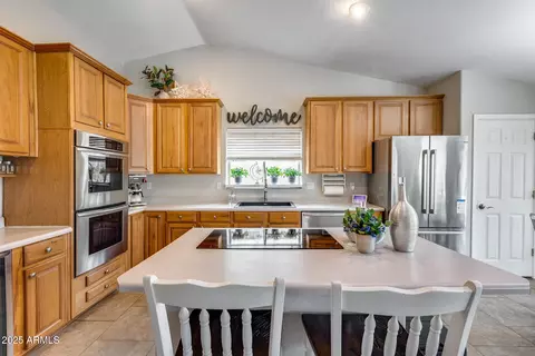 Kitchen - 11502 E Rafael Ave, Mesa, AZ 85212 photo 2 of 6