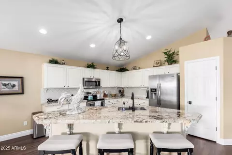 2123 S Bristol Dr, Mesa, AZ 85209 photo 18