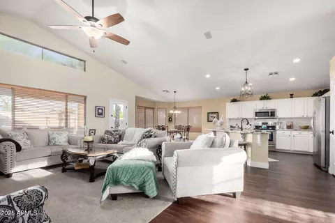 2123 S Bristol Dr, Mesa, AZ 85209 photo 14