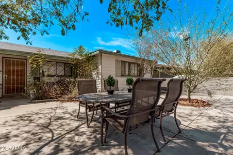 5802 N 38th Dr, Phoenix, AZ 85019 photo 4