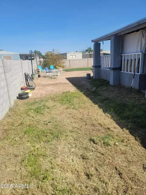 2512 E Waltann Ln, Phoenix, AZ 85032 photo 21