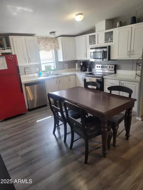 2512 E Waltann Ln, Phoenix, AZ 85032 photo 5