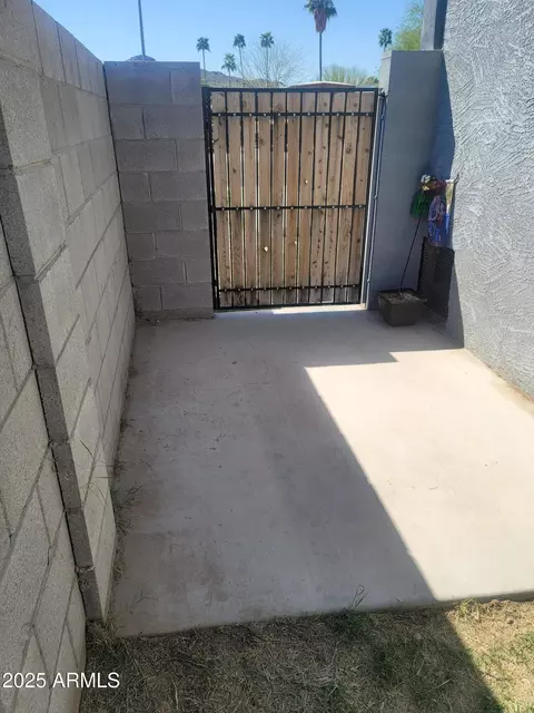2512 E Waltann Ln, Phoenix, AZ 85032 photo 20