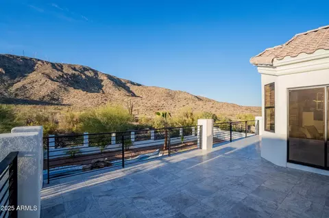 Exterior - 832 E Desert Flower Ln E, Phoenix, AZ 85048 photo 7 of 11