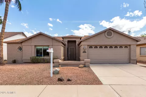 10765 W Laurie Ln, Peoria, AZ 85345