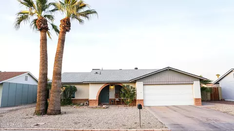 3536 E Helena Dr, Phoenix, AZ 85032