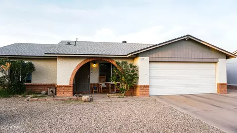 3536 E Helena Dr, Phoenix, AZ 85032 photo 2