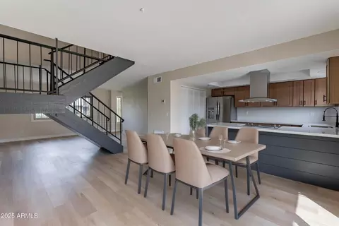 Dining - 2944 E Clarendon Ave, Phoenix, AZ 85016 photo 1 of 1