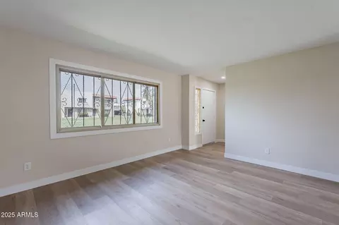 Living - 2944 E Clarendon Ave, Phoenix, AZ 85016 photo 3 of 3