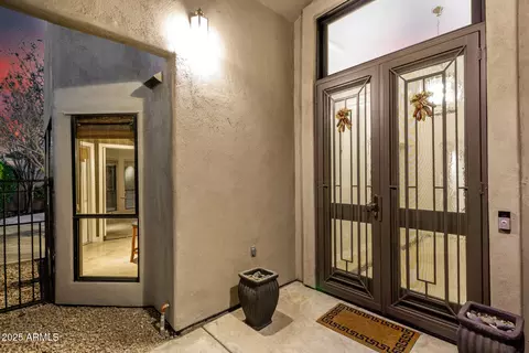 Entry Way - 715 W Puget Ave, Phoenix, AZ 85021 photo 2 of 8
