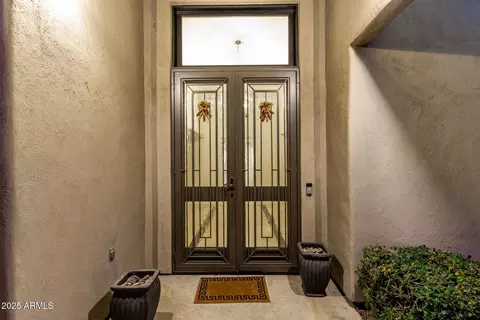 Entry Way - 715 W Puget Ave, Phoenix, AZ 85021 photo 3 of 8