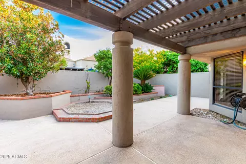 Exterior - 715 W Puget Ave, Phoenix, AZ 85021 photo 10 of 17