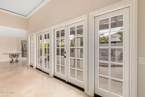 Entry Way - 715 W Puget Ave, Phoenix, AZ 85021 photo 7 of 8