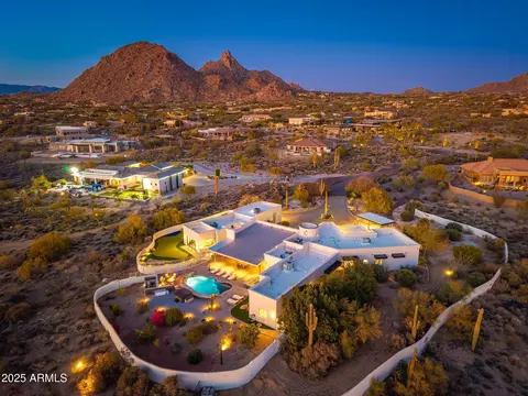 9525 E Buckskin Trl, Scottsdale, AZ 85255