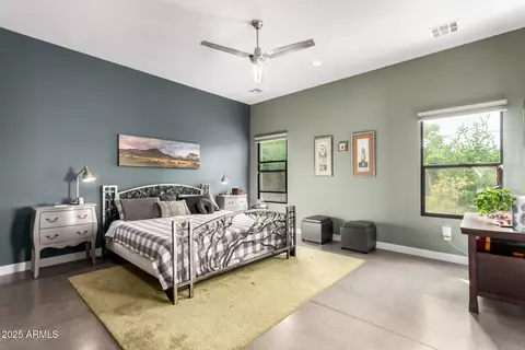 Bedroom - 6840 N 13th Pl, Phoenix, AZ 85014 photo 1 of 5