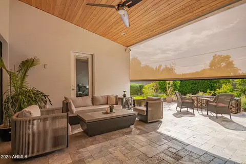 Exterior - 6840 N 13th Pl, Phoenix, AZ 85014 photo 8 of 10