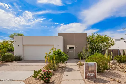 6840 N 13th Pl, Phoenix, AZ 85014