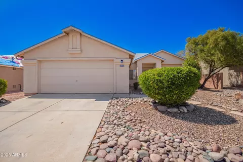 8903 N Soft Winds Dr, Tucson, AZ 85742
