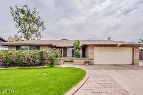 1161 W Juanita Cir, Mesa, AZ 85210