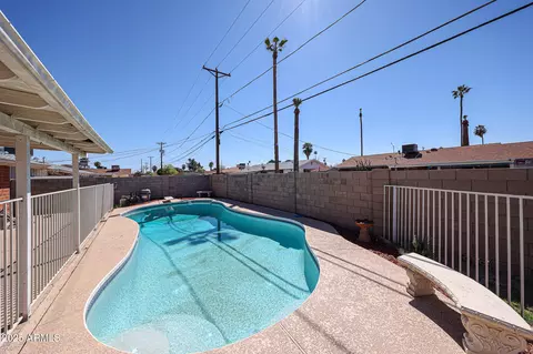 3813 W Rose Ln, Phoenix, AZ 85019