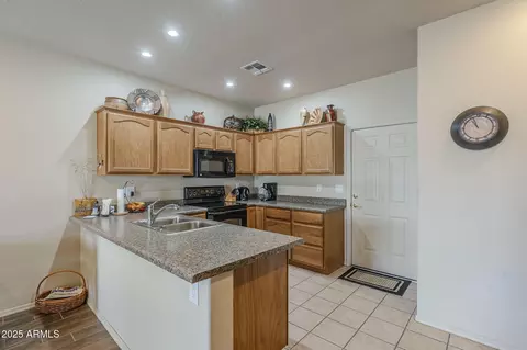 Kitchen - 10960 E Monte Ave #196, Mesa, AZ 85209 photo 1 of 3